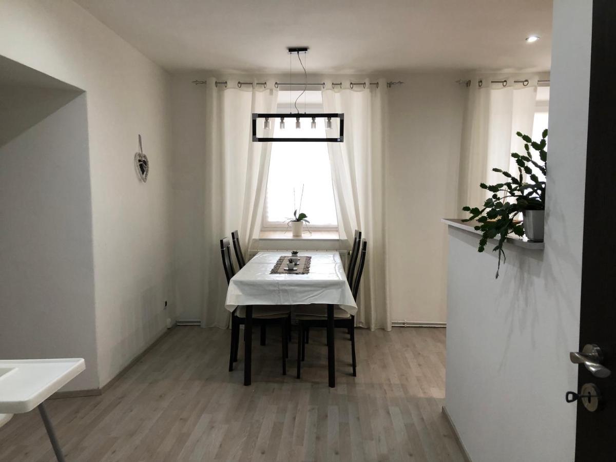 MiJa apartmán s VINNÝM SKLÍPKEM, zahradou a grilem Kájov Exterior foto